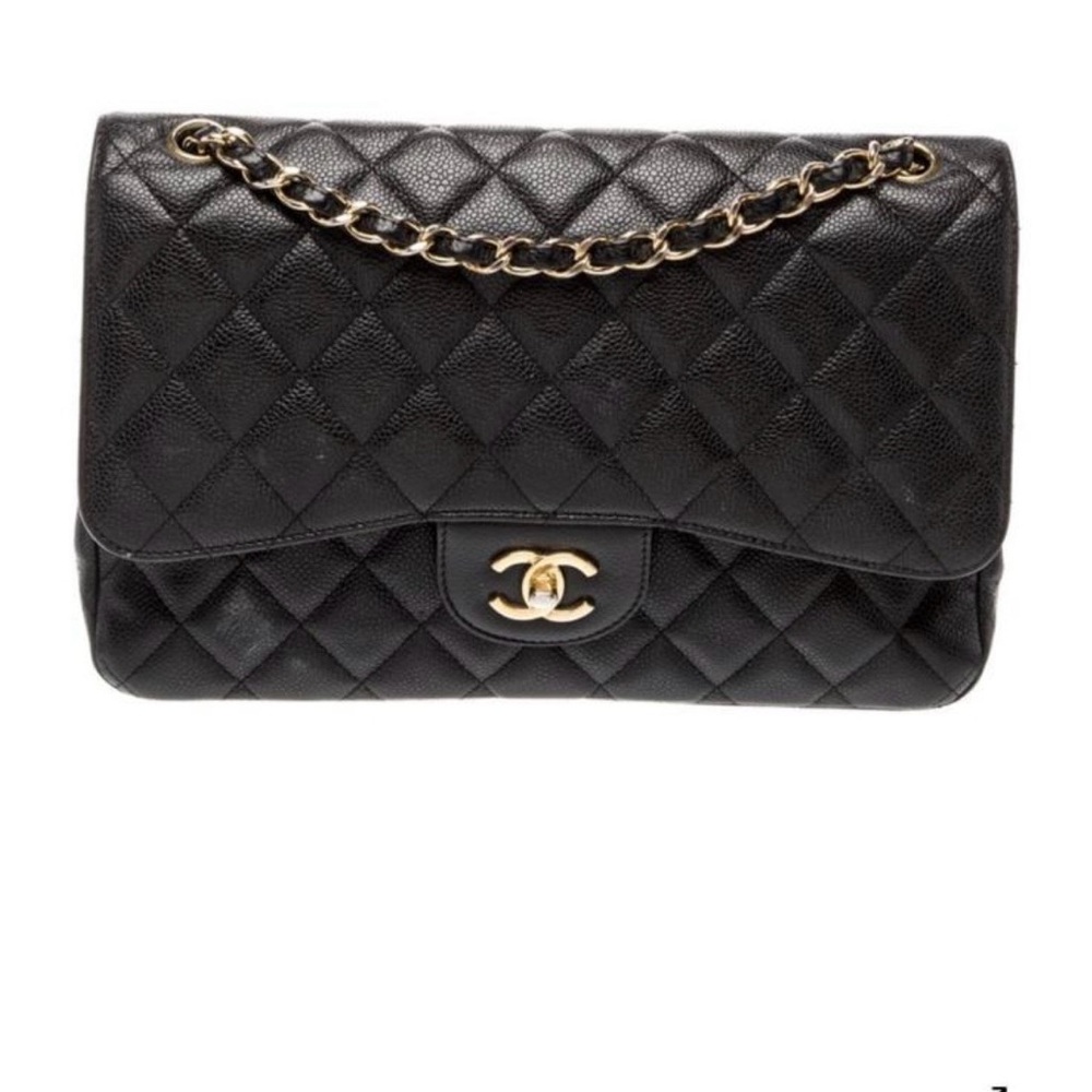 CHANEL Black Quilted Shoulder Bag with Gold Chain